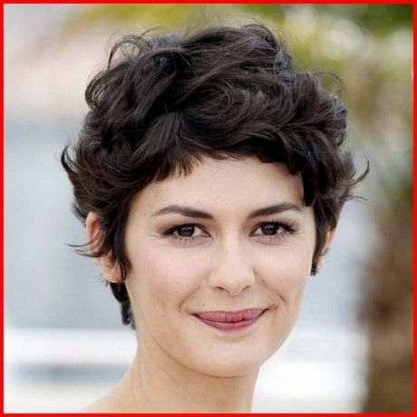 short-cuts-for-wavy-hair-and-round-face-72_16 Short cuts for wavy hair and round face