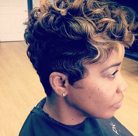 short-haircuts-for-black-women-with-color-65_6 Short haircuts for black women with color