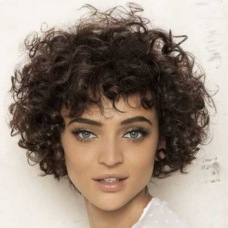 short-haircuts-for-women-with-thick-curly-hair-80_13 Short haircuts for women with thick curly hair