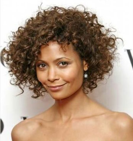 short-layered-haircuts-for-naturally-curly-hair-13_14 Short layered haircuts for naturally curly hair