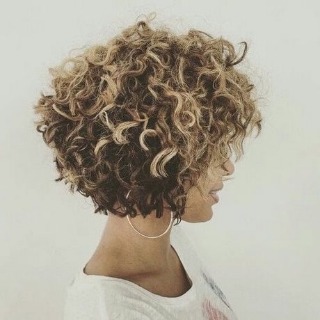 short-layers-curly-hair-28_3 Short layers curly hair