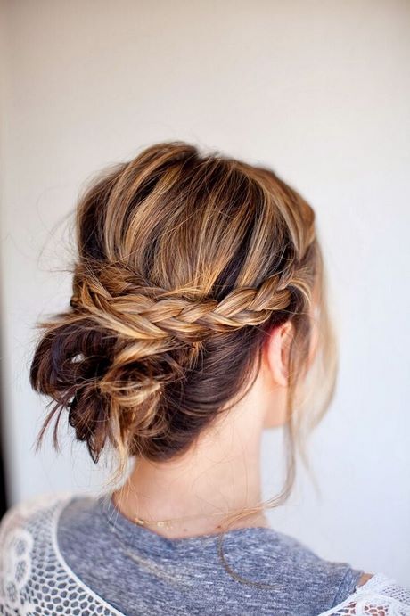 updo-ideas-for-medium-hair-65_9 Updo ideas for medium hair