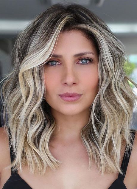 best-2022-hairstyles-for-round-faces-39_3 Best 2022 hairstyles for round faces