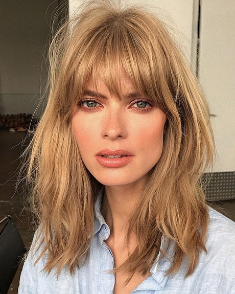 best-hairstyles-with-bangs-2022-03_9 Best hairstyles with bangs 2022