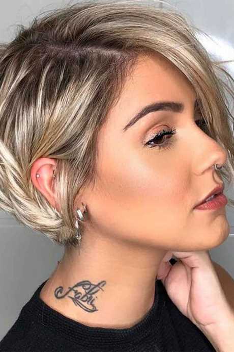 best-short-hairstyles-for-round-faces-2022-87_13 Best short hairstyles for round faces 2022