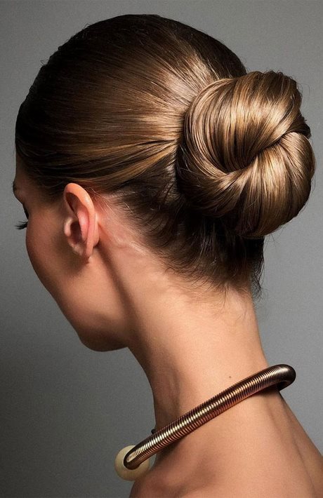celebrity-updo-hairstyles-2022-32_9 Celebrity updo hairstyles 2022