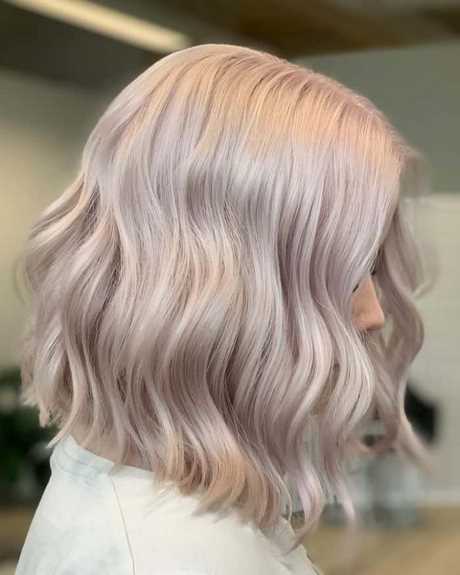 current-womens-hairstyles-2022-35_8 Current women's hairstyles 2022