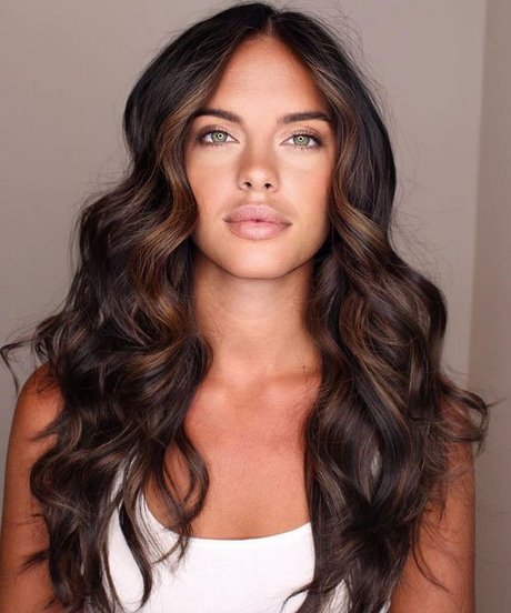 layered-hairstyles-for-long-hair-2022-01_12 Layered hairstyles for long hair 2022