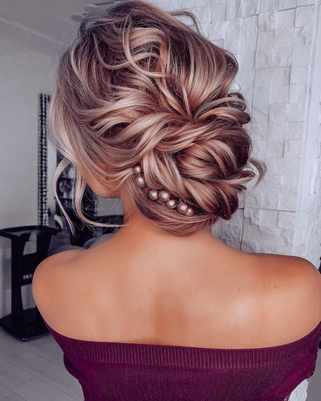 medium-hair-updos-2022-97_7 Medium hair updos 2022