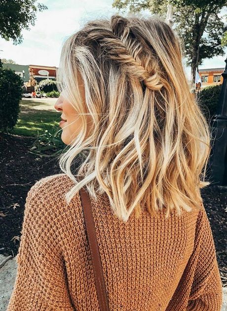 medium-updo-hairstyles-2022-84_18 Medium updo hairstyles 2022