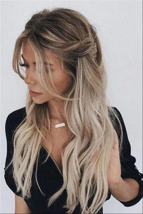 medium-updo-hairstyles-2022-84_2 Medium updo hairstyles 2022