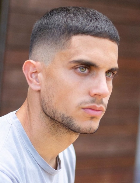 men-hairstyle-2022-49_8 Men hairstyle 2022