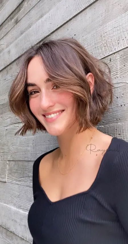 modern-short-hairstyles-2022-98_15 Modern short hairstyles 2022