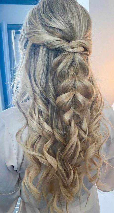 prom-hair-2022-updo-88_3 Prom hair 2022 updo