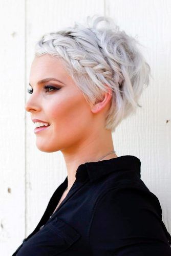 sexy-short-hairstyles-for-2022-15_11 Sexy short hairstyles for 2022