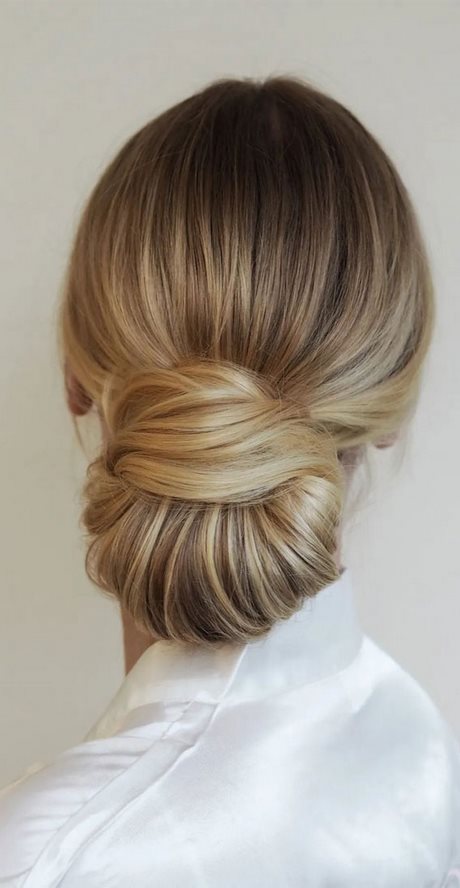 trendy-hair-updos-2022-97_9 Trendy hair updos 2022