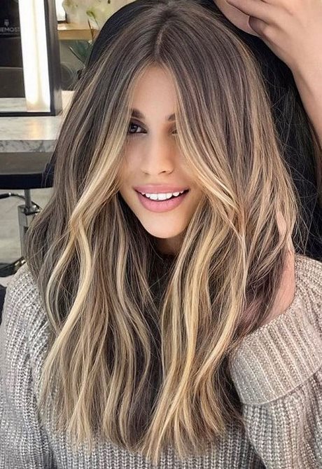 trendy-hairstyles-for-long-hair-2022-95_4 Trendy hairstyles for long hair 2022