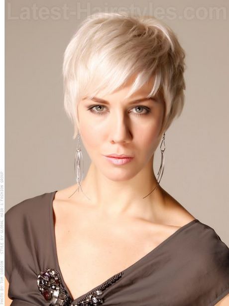 womens-haircuts-for-thin-hair-2022-67_15 Womens haircuts for thin hair 2022