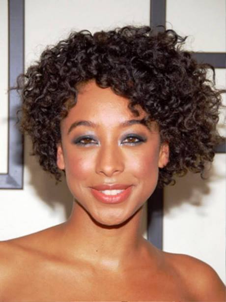 womens-short-curly-hairstyles-2022-68_11 Women's short curly hairstyles 2022
