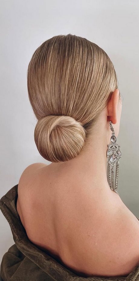 womens-updo-hairstyles-2022-91_12 Women's updo hairstyles 2022