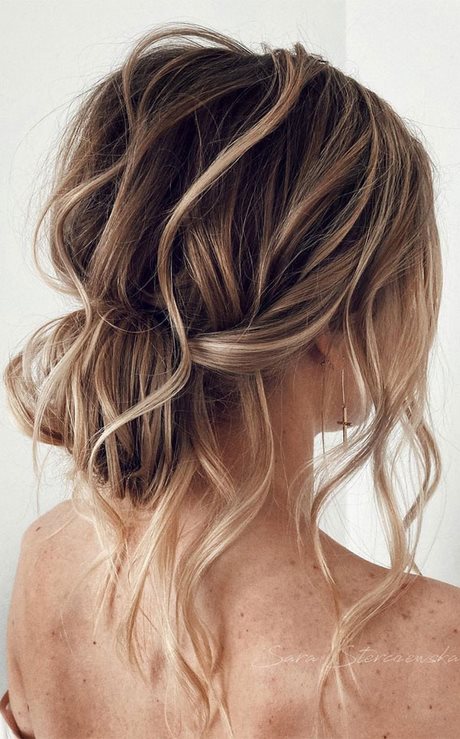 womens-updo-hairstyles-2022-91_7 Women's updo hairstyles 2022