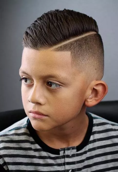 boy-hairstyles-2023-36_19-12 Boy hairstyles 2023