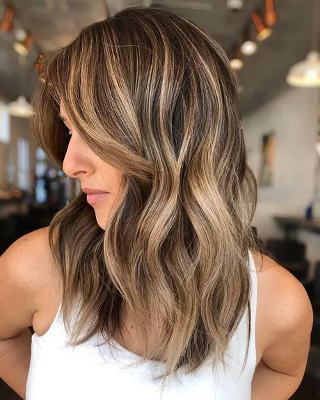 mid-length-layered-hairstyles-2023-99_5-14 Mid length layered hairstyles 2023