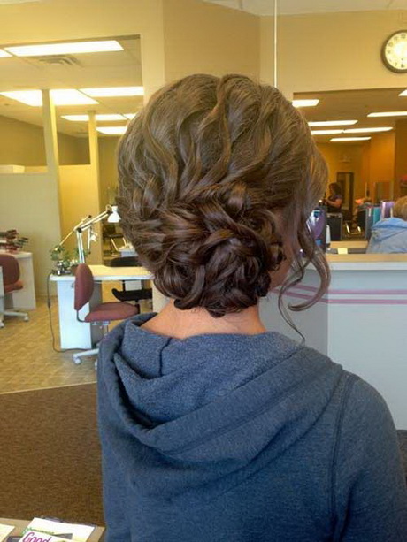 cute-prom-hairstyles-for-long-hair-2016-11_16 Cute prom hairstyles for long hair 2016