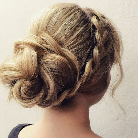 hottest-prom-hairstyles-2016-43_15 Hottest prom hairstyles 2016