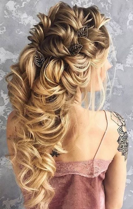 2018-prom-hair-87_17 2018 prom hair