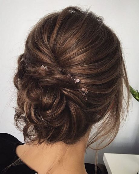 bridesmaid-bun-hairstyles-36_3 Bridesmaid bun hairstyles