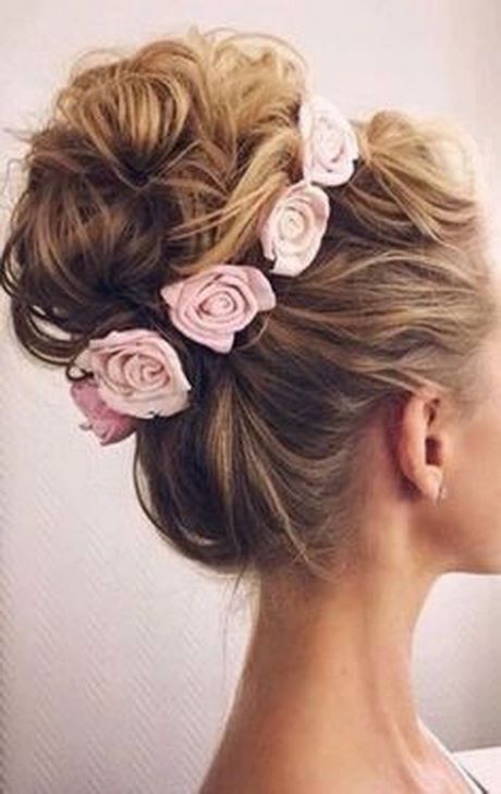 bridesmaid-hairdos-for-medium-hair-25_12 Bridesmaid hairdos for medium hair