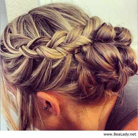 bridesmaid-pin-up-hairstyles-68_3 Bridesmaid pin up hairstyles