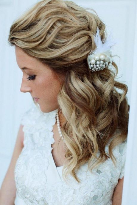 bridesmaids-hairstyles-for-medium-length-hair-32_12 Bridesmaids hairstyles for medium length hair