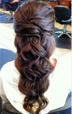 brown-hair-prom-hairstyles-85_5 Brown hair prom hairstyles