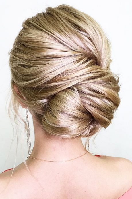 classy-updos-for-long-hair-22_3 Classy updos for long hair