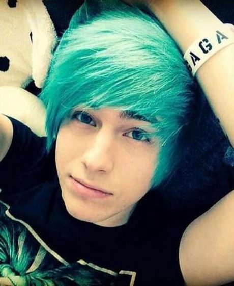 emo-hairstyles-47_17 Emo hairstyles