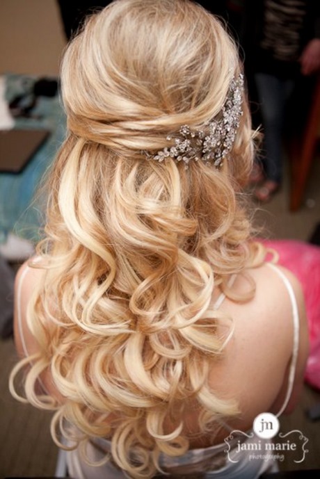 hair-accessories-for-prom-updos-29_7 Hair accessories for prom updos