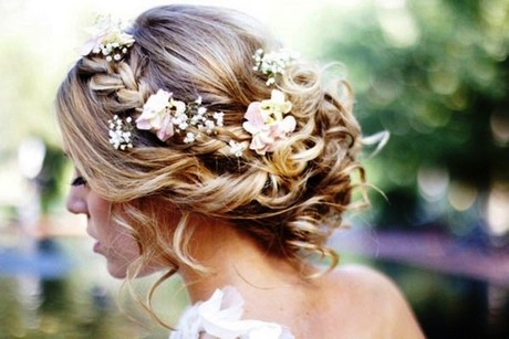 hair-up-wedding-hairstyles-68_14 Hair up wedding hairstyles