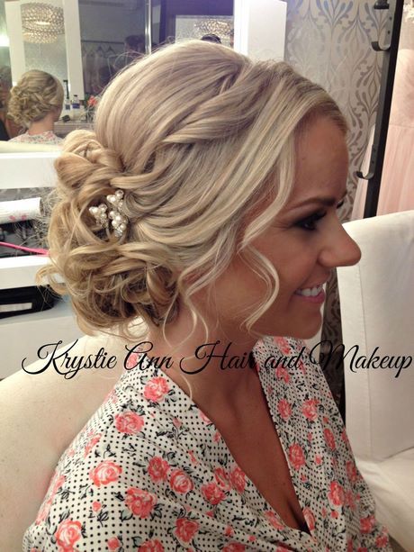 hairstyles-for-bride-on-wedding-day-68_18 Hairstyles for bride on wedding day