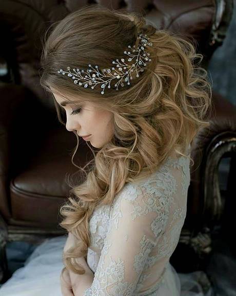 hairstyles-for-female-wedding-52_7 Hairstyles for female wedding