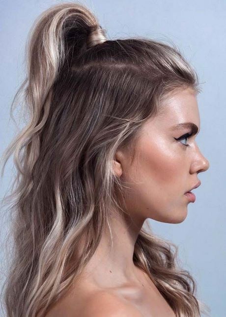 hairstyles-up-2018-95_3 Hairstyles up 2018