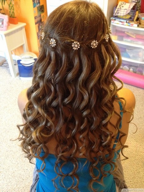 long-curly-prom-hair-69_12 Long curly prom hair