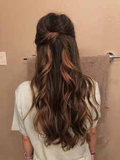 long-hairstyles-wedding-bridesmaid-31_16 Long hairstyles wedding bridesmaid