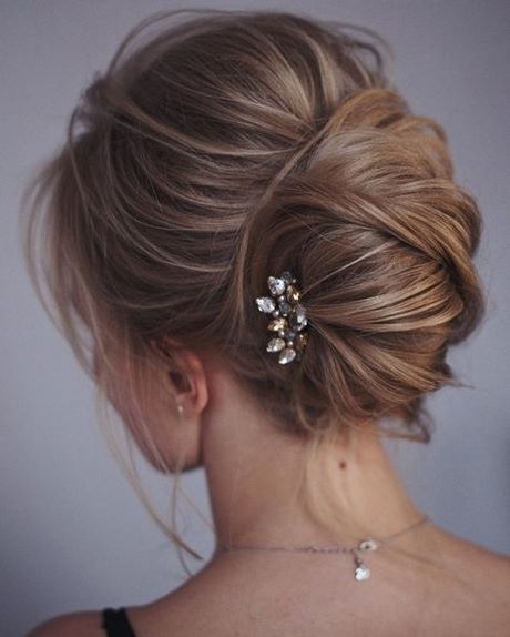 low-prom-updos-75_15 Low prom updos