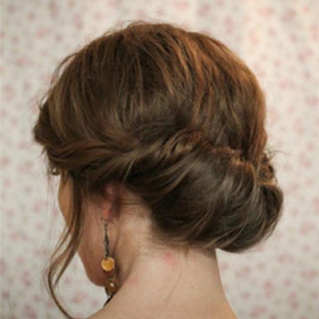 prom-hairdos-for-medium-hair-58_8 Prom hairdos for medium hair