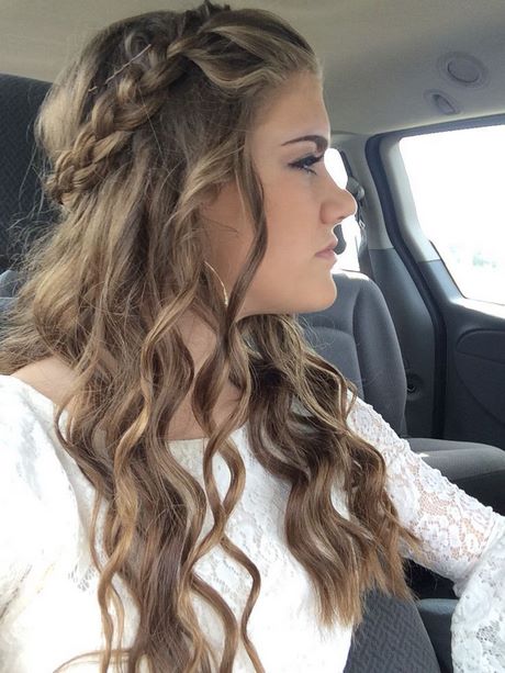 prom-hairstyle-ideas-for-long-hair-31_12 Prom hairstyle ideas for long hair