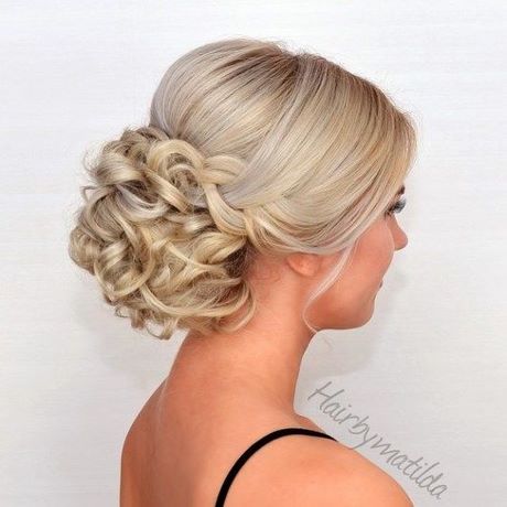 prom-hairstyles-for-blonde-hair-21_8 Prom hairstyles for blonde hair