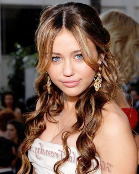 prom-hairstyles-for-long-hair-down-loose-curls-73_5 Prom hairstyles for long hair down loose curls