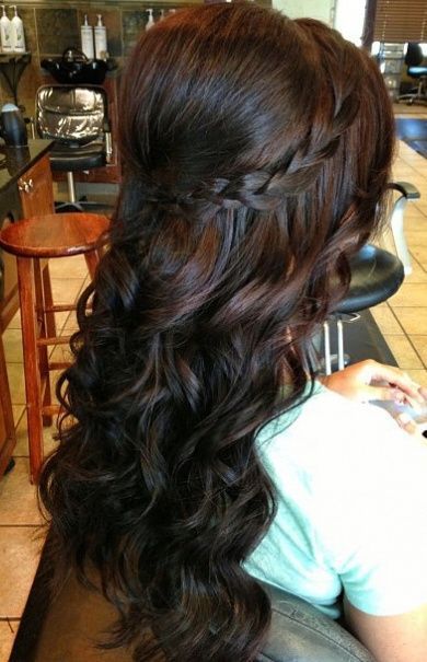 prom-hairstyles-for-long-hair-down-with-braids-81_17 Prom hairstyles for long hair down with braids